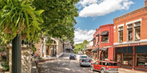 What to Do in Eureka Springs This Summer
