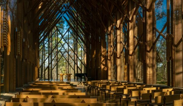 The Thorncrown Chapel is the most beautiful among Eureka Springs attractions